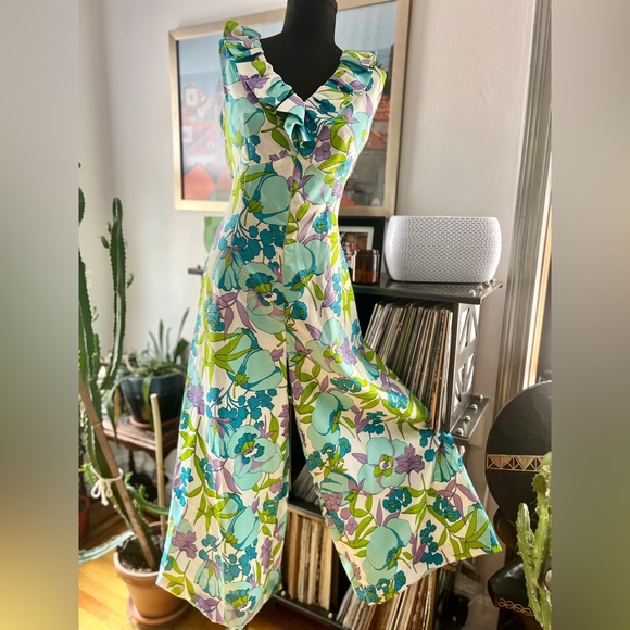 60s/70s jumpsuit with ruffled contoured neckline and full frontal zipper sz M/L - Picture 6 of 9